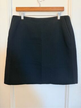 Lafayette 148 - Wool Crepe Midi Skirt with pockets - Size 10